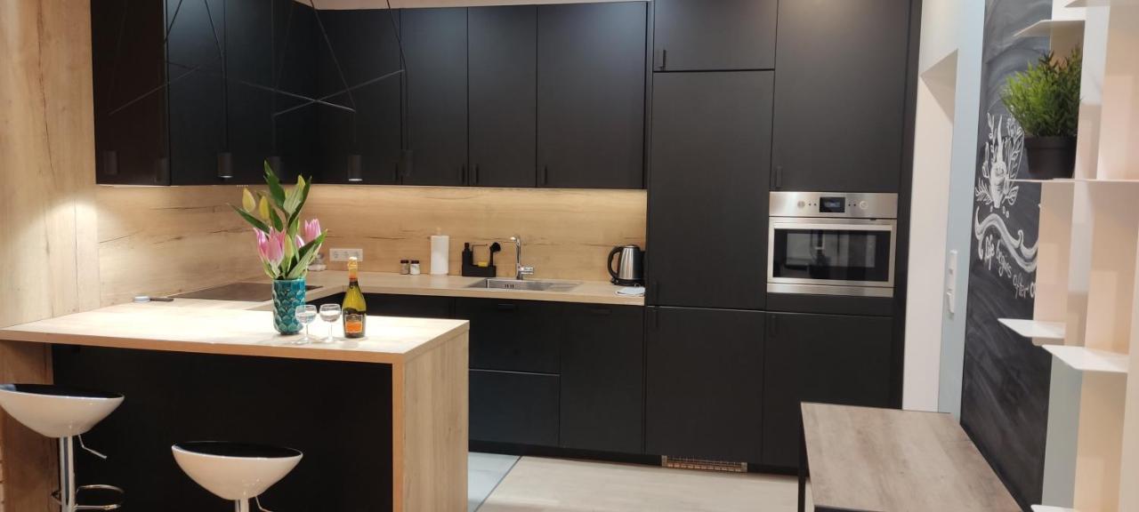 Be My Guest- Fontany Luxury Apartment Metro Wi-Fi Free Parking Zone Warsaw Ngoại thất bức ảnh